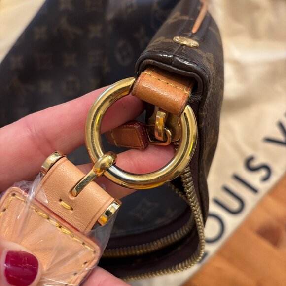 Authentic: Louis Vuitton LV Monogram Sully MM - Picture 5 of 14